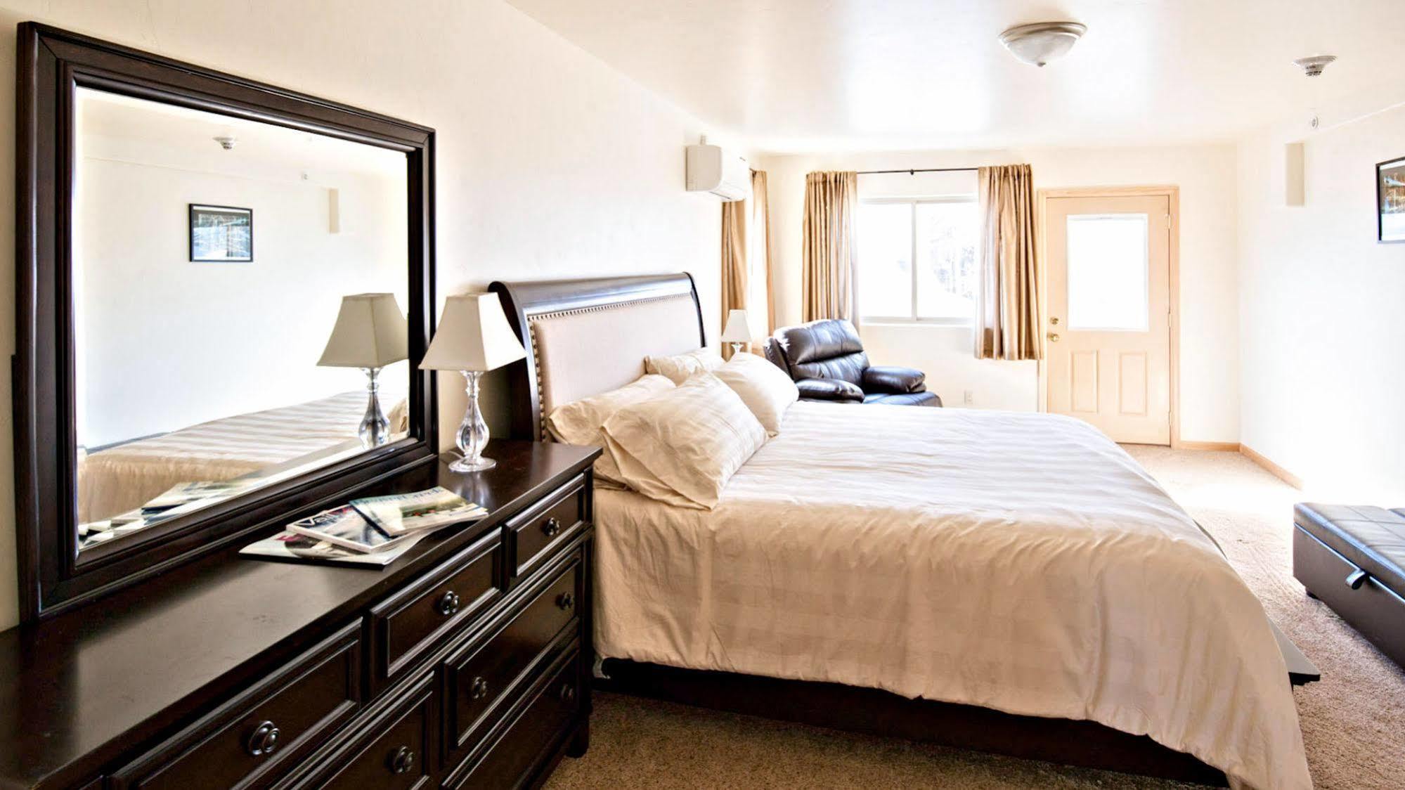 Mein Haus Bed & Breakfast Avon Eksteriør billede